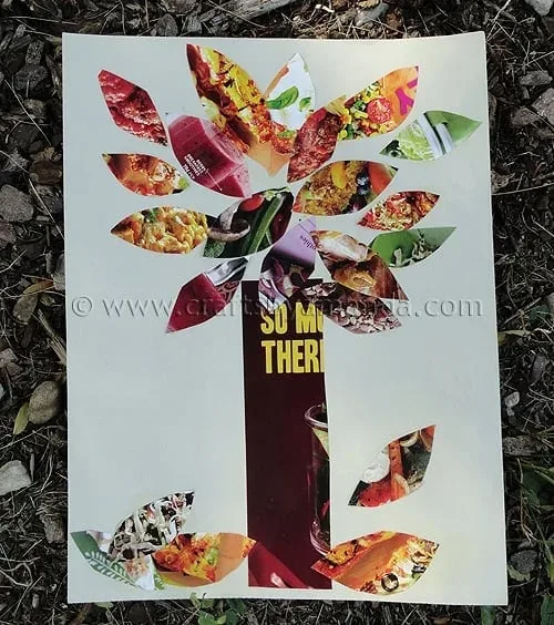 Arbre d’automne composé de papiers rouges jaunes et orange