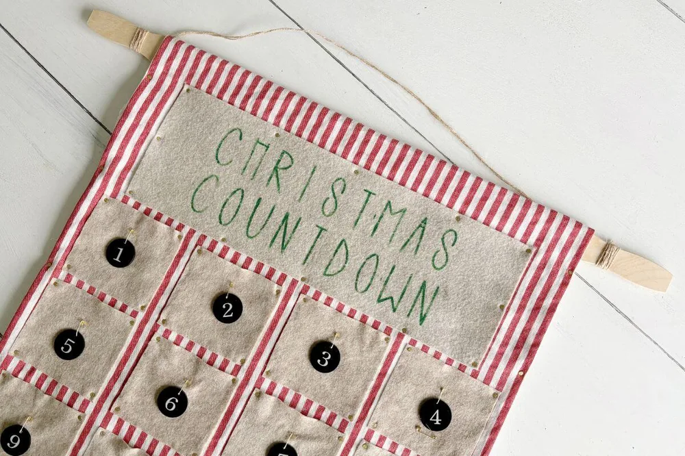 Un calendrier à poches sans couture – calendrier de l’Avent DIY