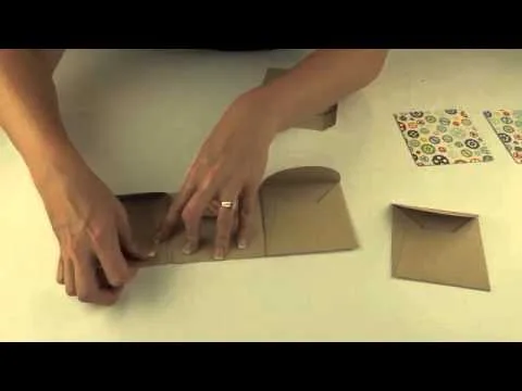 Mini album accordéon avec enveloppes et photos d’un chien