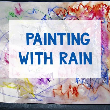 Peinture abstraite d’enfant aux couleurs diluées par la pluie