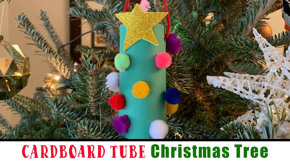 Un sapin de Noël en carton recyclé – bricolage de Noël avec un rouleau de papier toilette